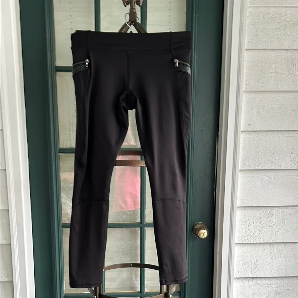 Old Navy Active Youth Black Zippered Leggings Large (10-12) Plus